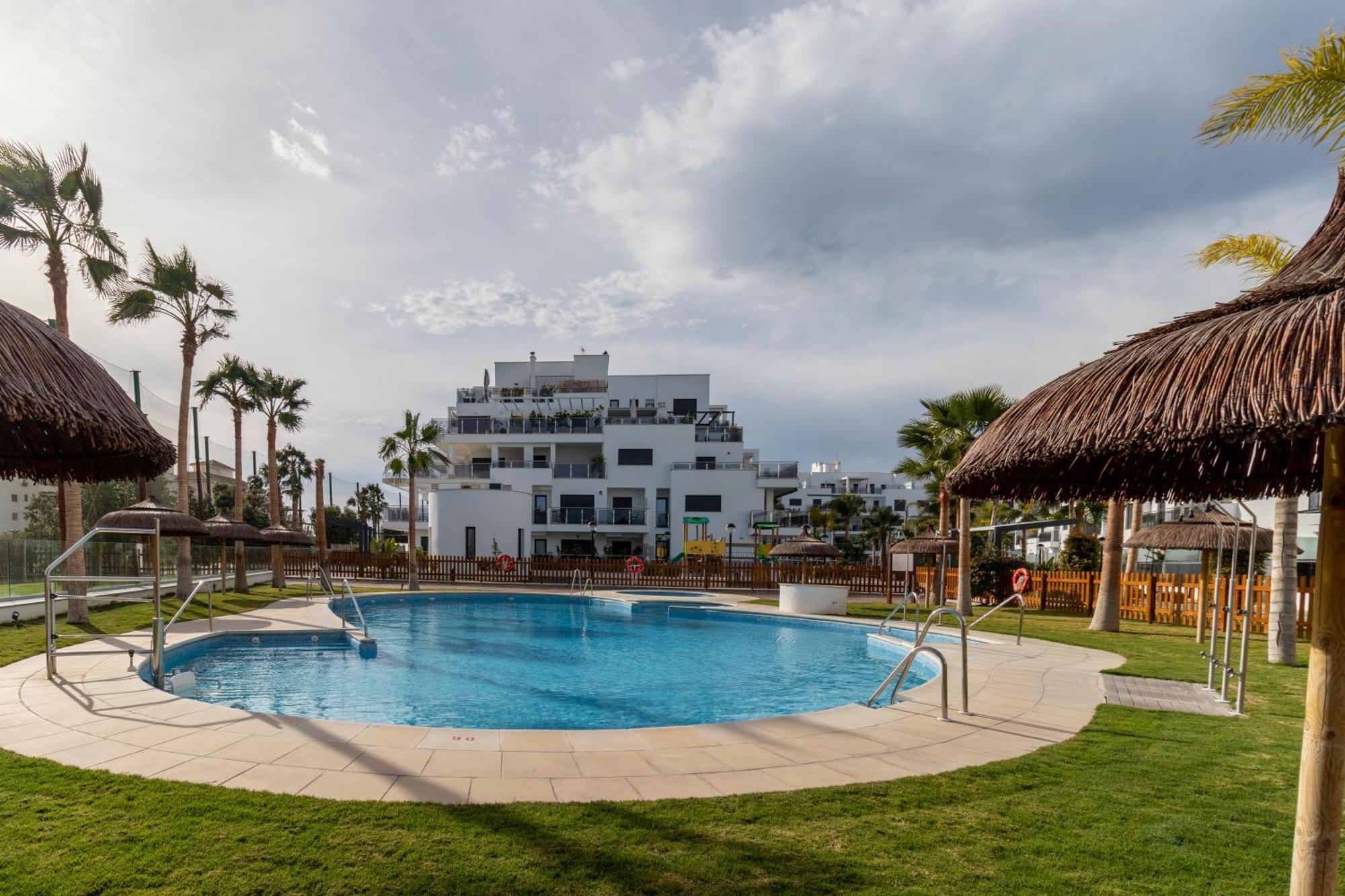 Rentitspain Apartamento En Aguacate A Minutos Del Golf モトリル エクステリア 写真